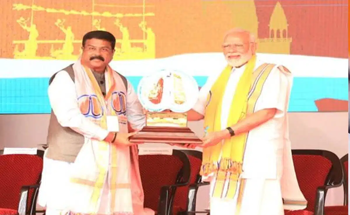PM Modi praised Kashi Tamil Sangam