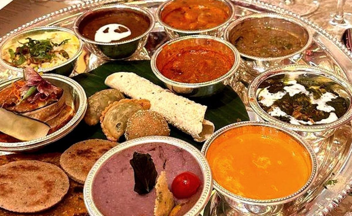 Ambani family presents sweets to NMACC guests with notes