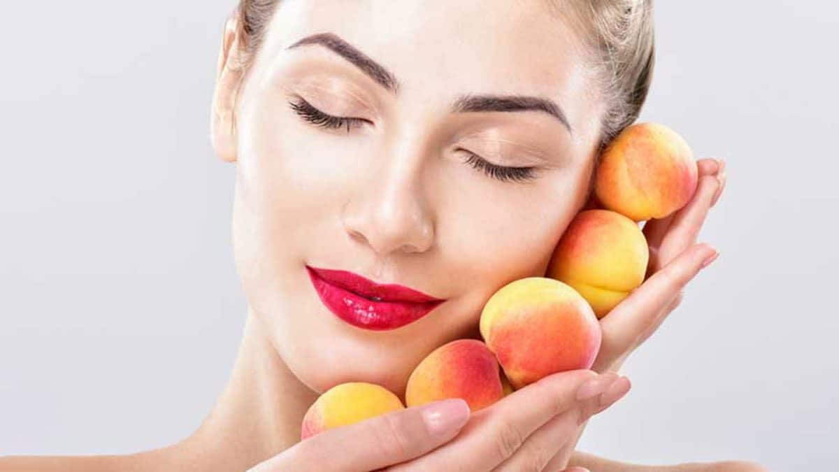 Homemade face masks for acne-prone skin