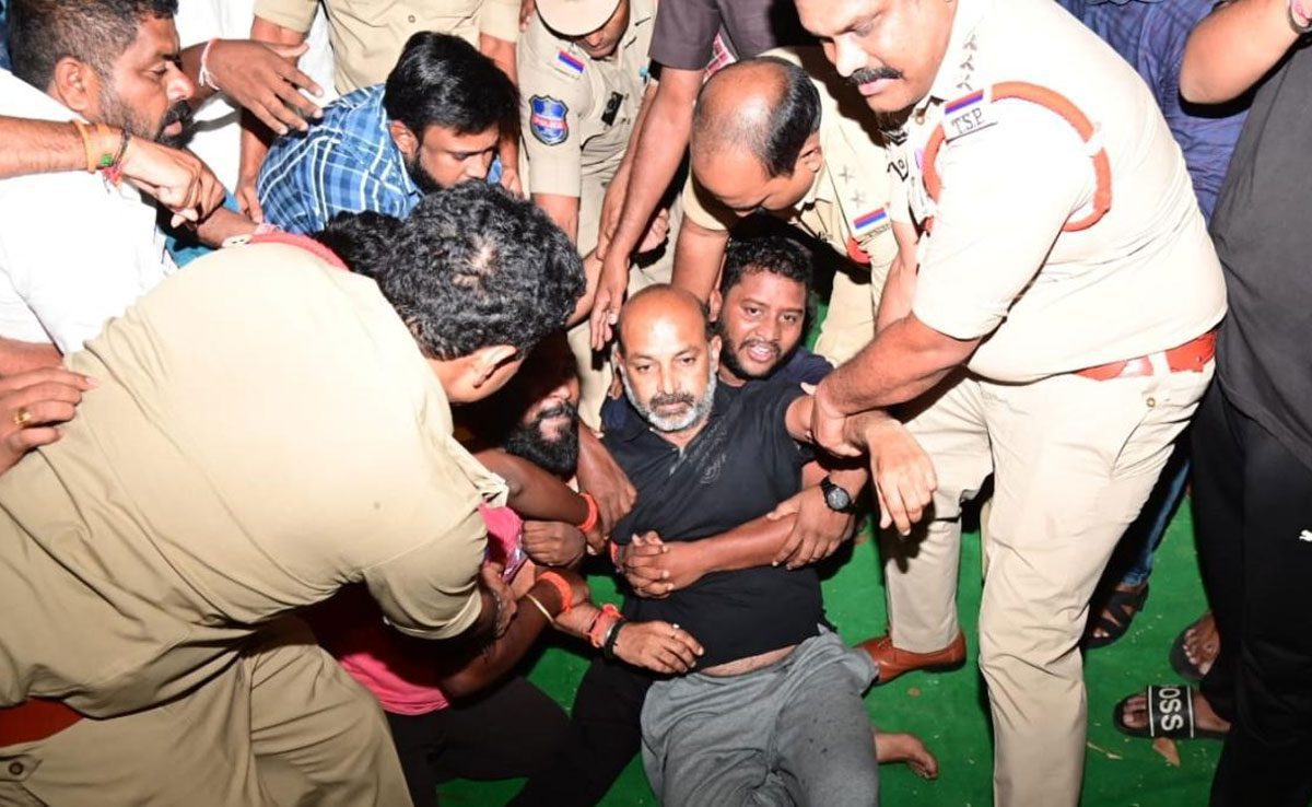 Ruckus in Telangana before PM Modi's visit