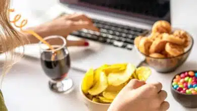 5 reasons to snack between meals