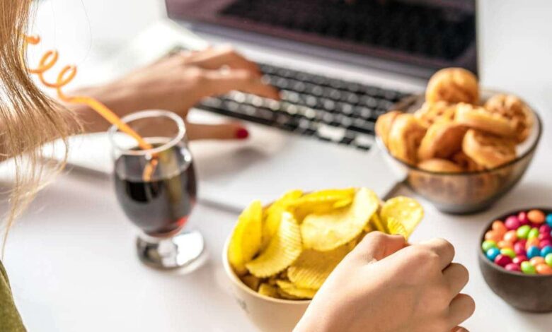 5 reasons to snack between meals