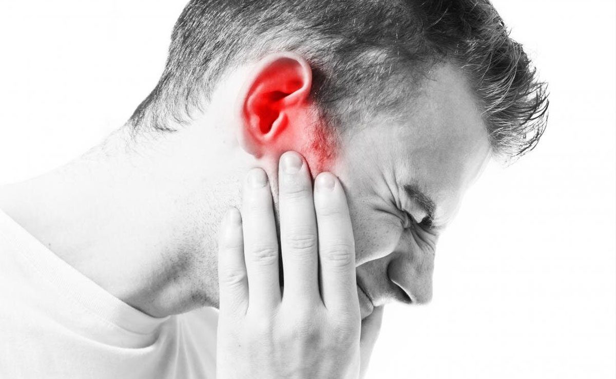 Warning for Ear Infections Caused by Earbuds