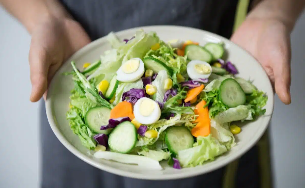 salad How to stay healthy after kidney transplant