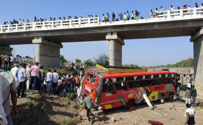 Bus falls off bridge in MP, 15 killed, 25 injured