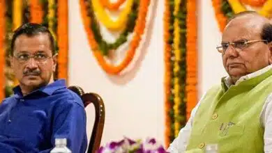 AAP vs Center fight over control of bureaucrats again reaches SC