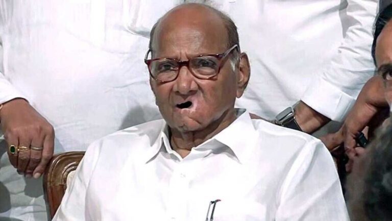 Sharad Pawar का इस्तीफा NCP के पैनल ने किया नामंजूर, बाहर जश्न का माहौल