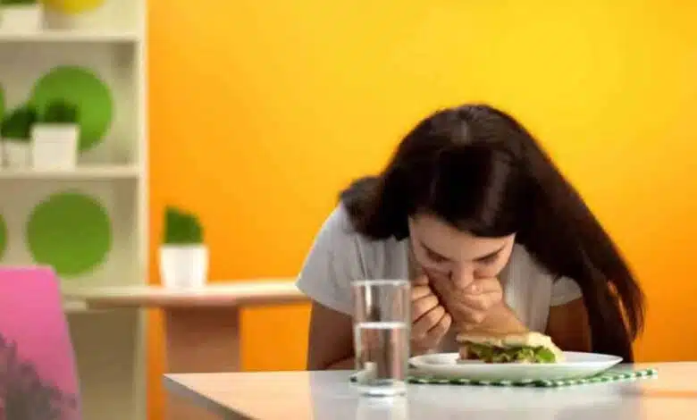 10 easy ways to avoid food poisoning