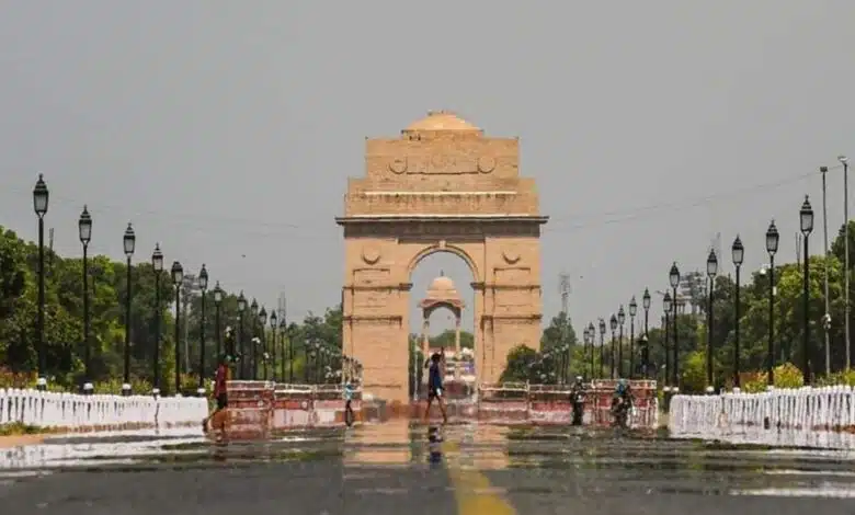 Some areas in Delhi recorded mercury of 45 degree Celsius.