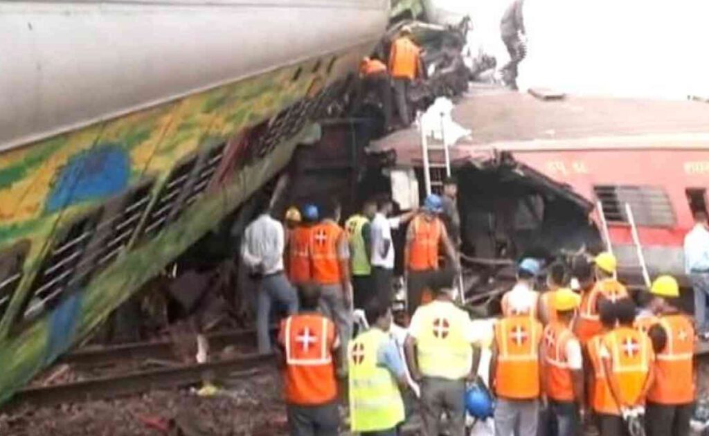 238 Dead, 900 injured in Odisha train accident