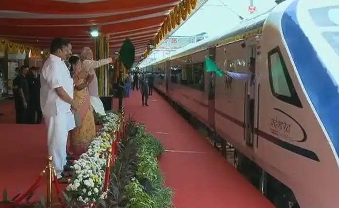 PM flags off 5 Vande Bharat trains in MP capital