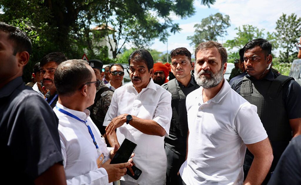 Rahul Gandhi will travel by helicopter in Manipur