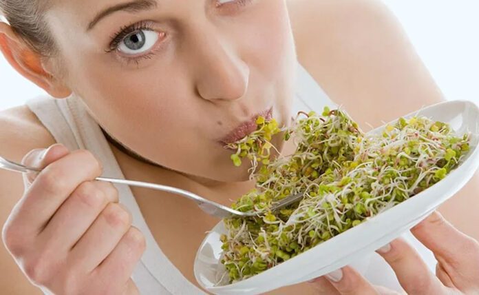 You can get benefits by consuming Sprouts raw or boiled