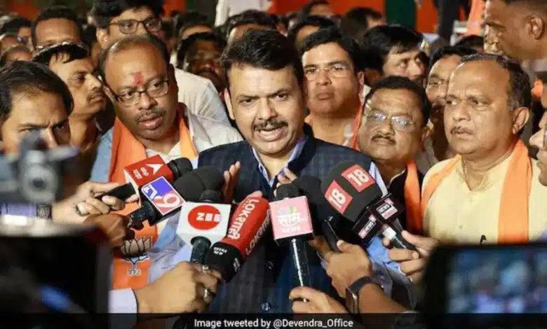 Devendra Fadnavis denies lathi charge on pilgrims