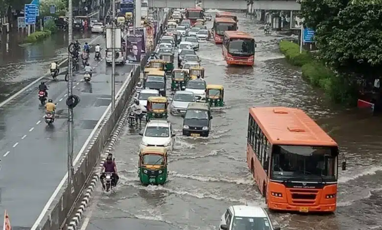 Many schools closed due to floods in Delhi