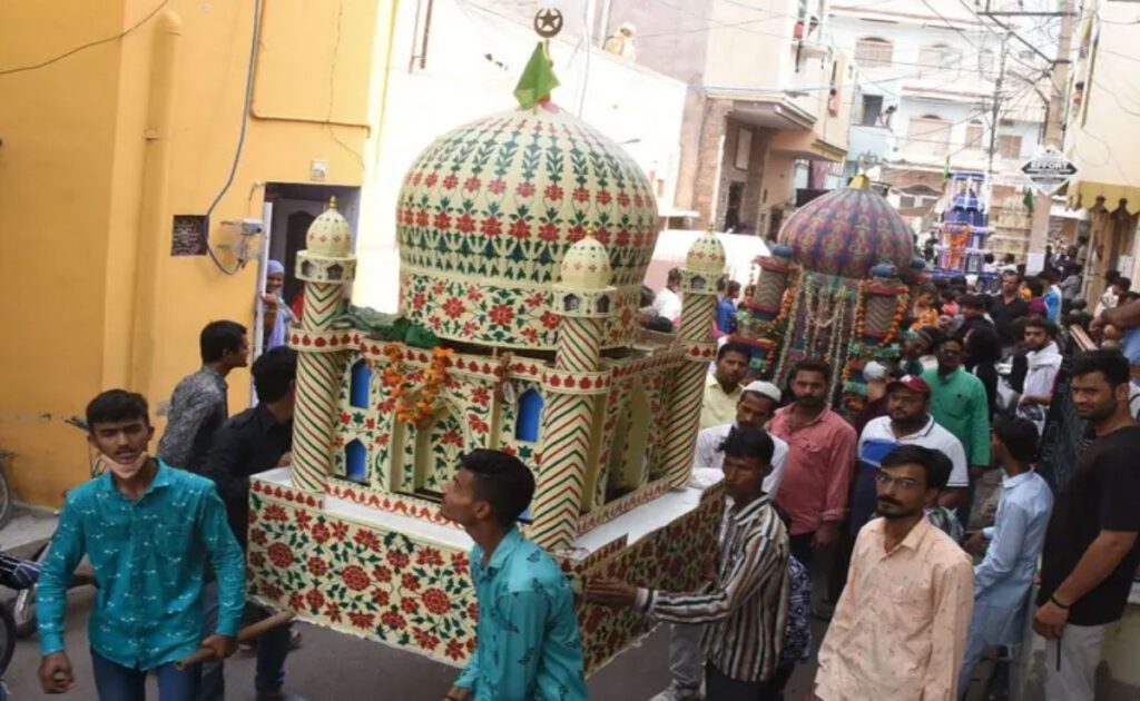 
Gujarat: Two people died due to electric shock during Muharram procession