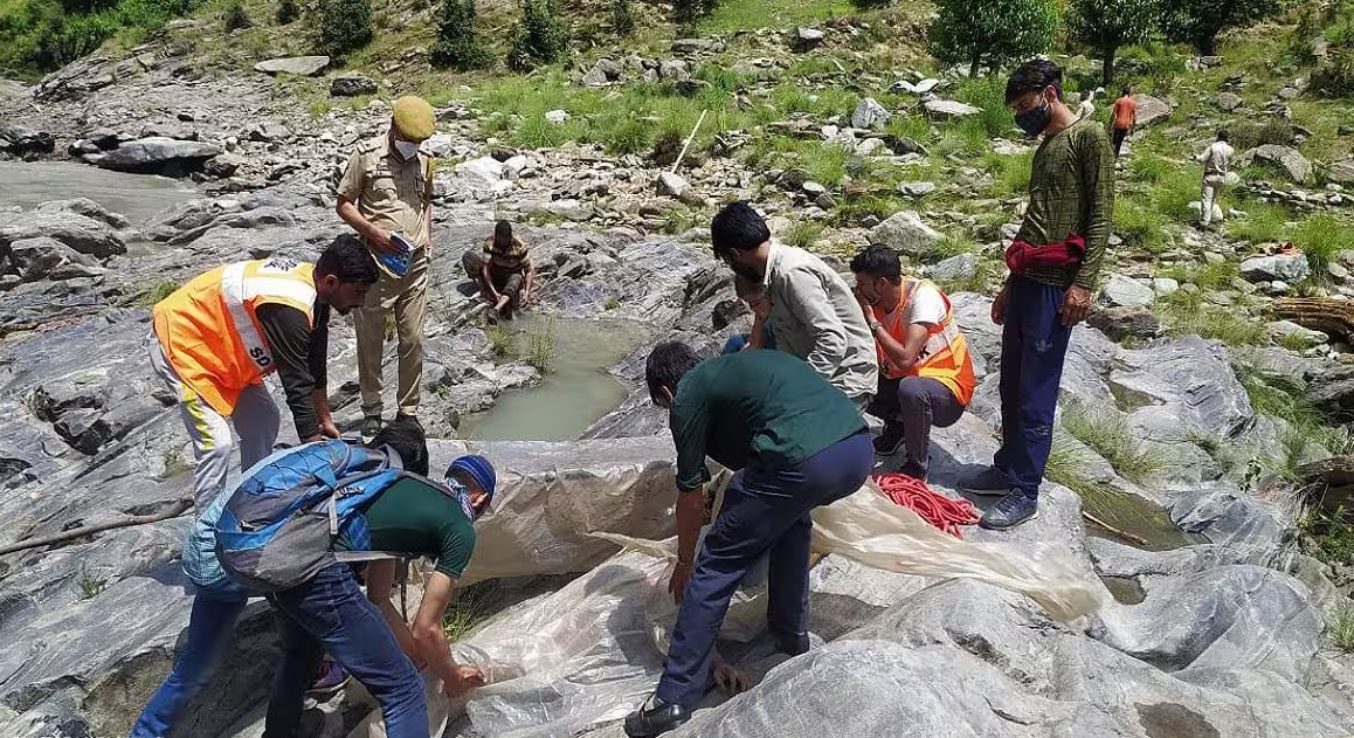 Himachal Pradesh 1 killed, 3 injured in cloudburst in Himachal Pradesh's Kullu