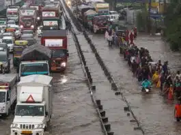 Metro industry affected due to heavy jams on Delhi