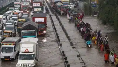 Metro industry affected due to heavy jams on Delhi