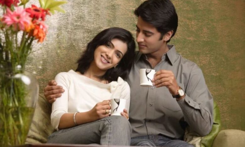 Follow these essential tips for a happy live in relationship