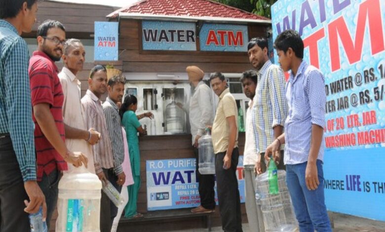 Delhi CM promises to give 20 liters of 'RO' water to Delhiites