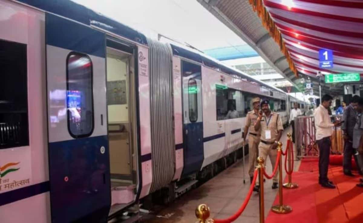 PM Modi laid the foundation stone for redevelopment of 508 railway stations