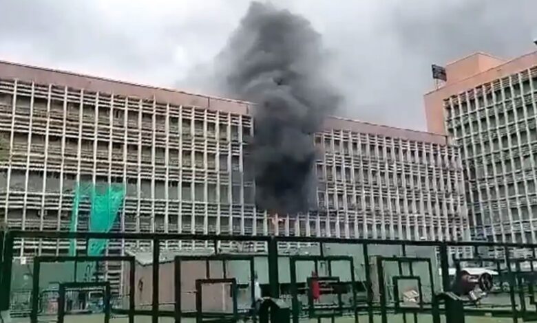 Delhi: Fierce fire in endoscopy room of AIIMS, all patients safe