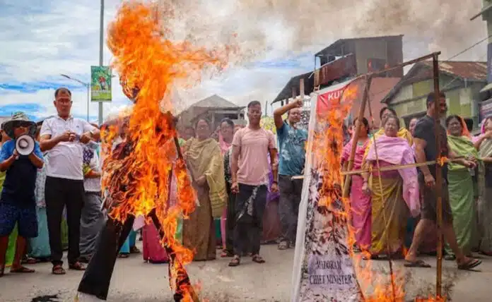 Violence erupts again in Manipur, 3 people of Meitei community killed in Bishnupur district