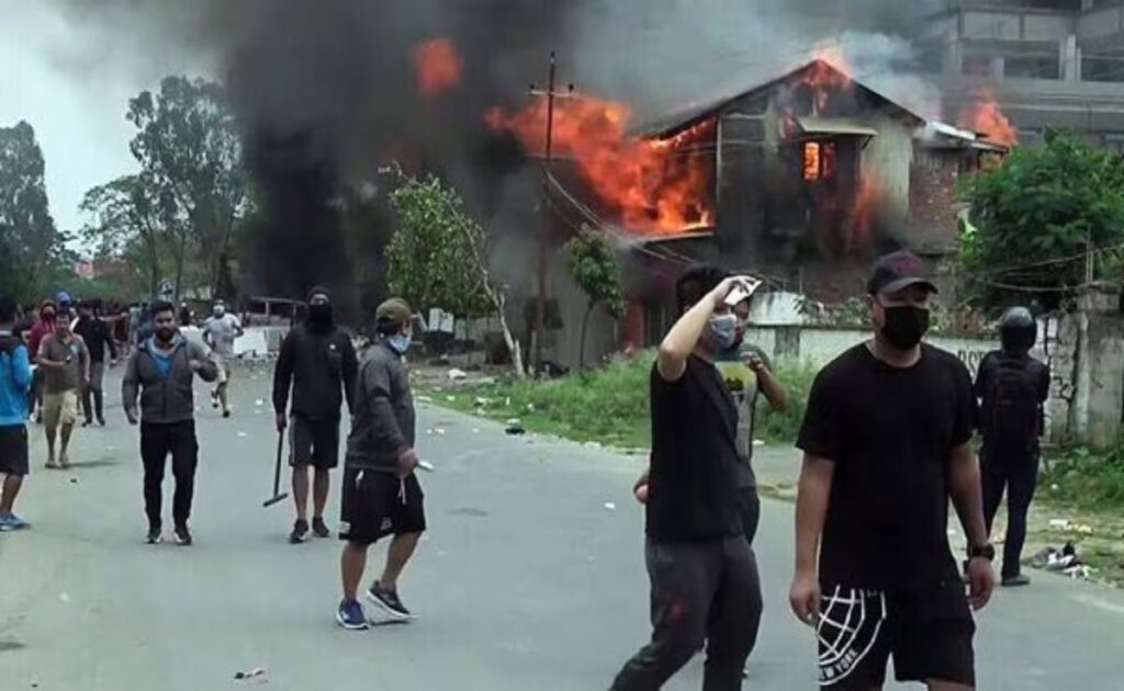 Violence erupts again in Manipur, 3 people of Meitei community killed in Bishnupur district