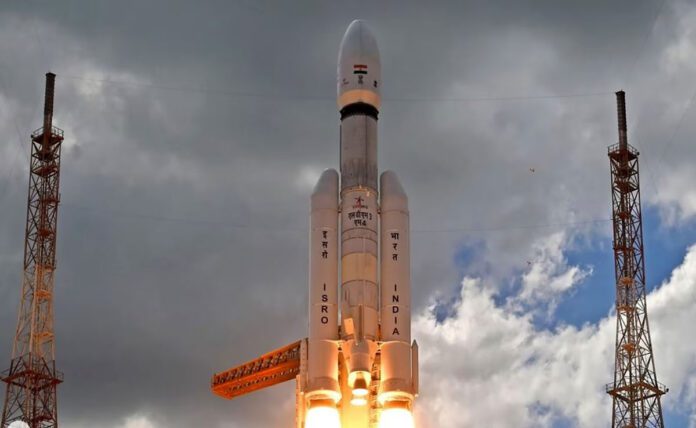 Chandrayaan-3: Vikram Lander Successfully Separated From Propulsion Module, Tweets ISRO