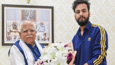 Haryana CM meets Bigg Boss OTT 2 winner Elvish Yadav