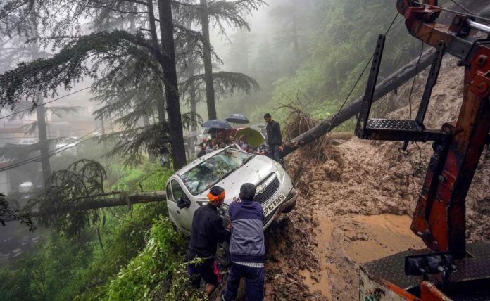 Himachal Pradesh: 7 people died due to cloudburst in Jadon village of Solan