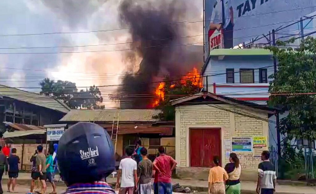 Violence erupts again in Manipur, 3 people of Meitei community killed in Bishnupur district