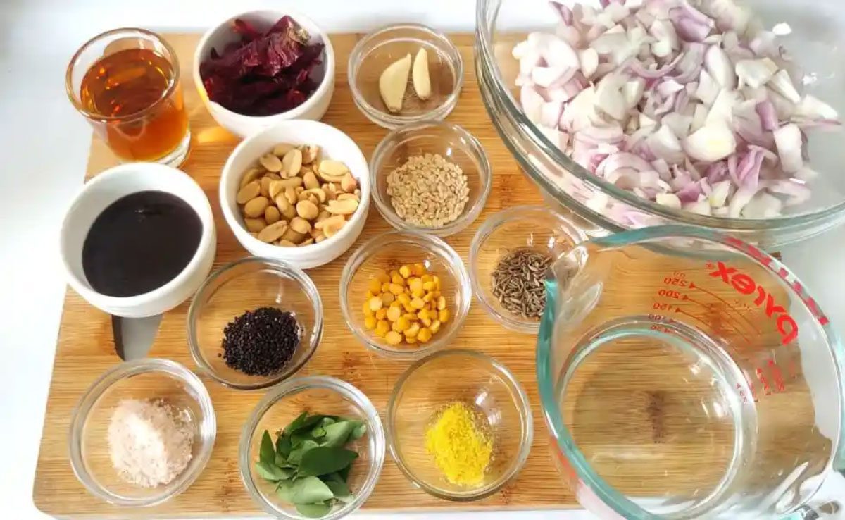 Onion Chutney: Make this tasty chutney to enhance the taste of any South Indian food