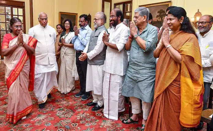 Opposition leaders meet President Draupadi Murmu over Manipur violence