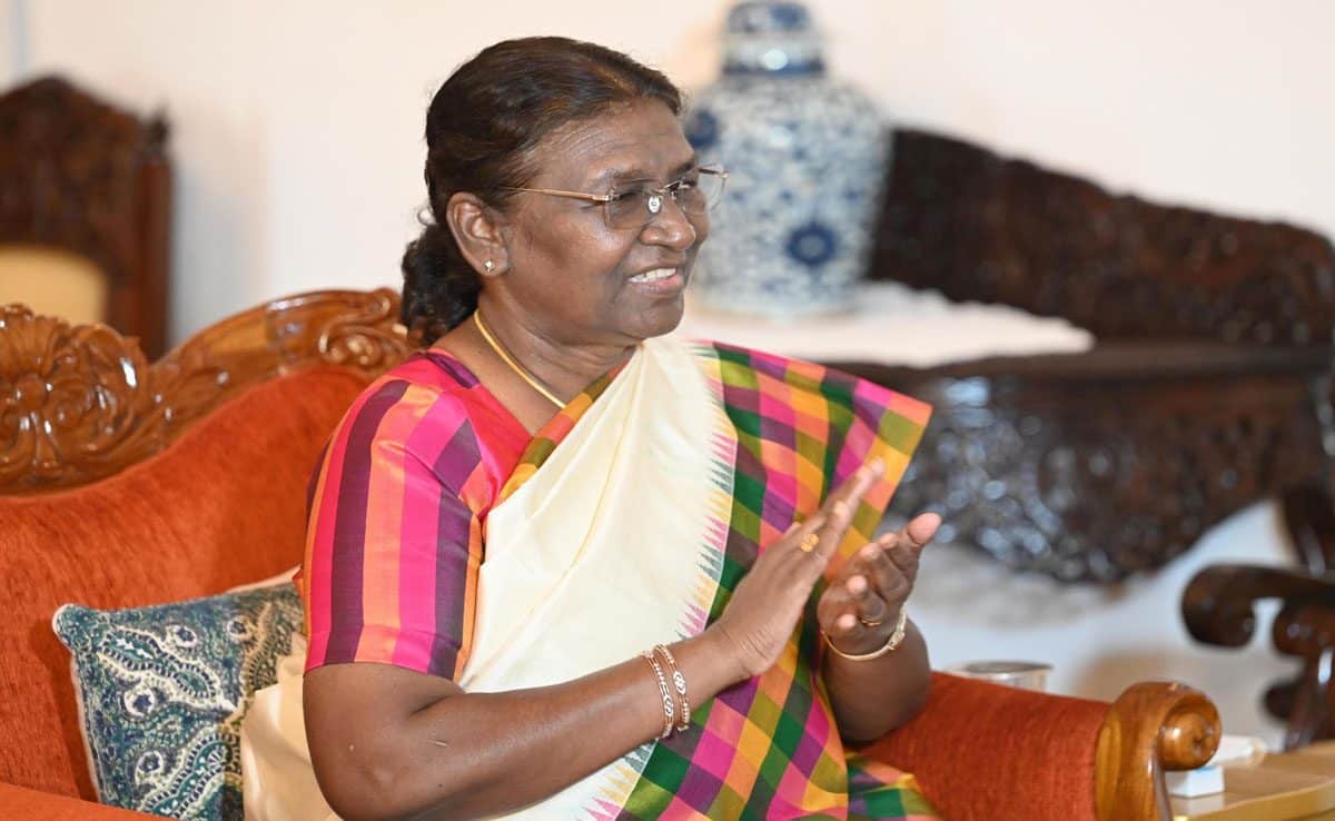 President Murmu congratulates ISRO for successful deployment of Pragyan-Rover on Moon