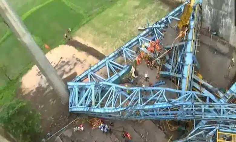 Maharashtra: 17 killed, 3 injured after girder machine collapses on Samruddhi Expressway in Thane