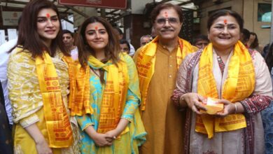 Kriti Sanon visits Siddhivinayak temple after winning National Award