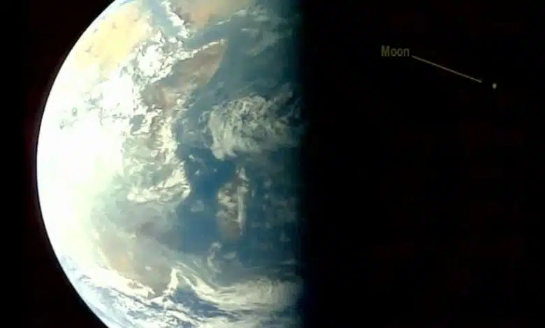 Aditya L1 took pictures of Earth and Moon, ISRO shared video