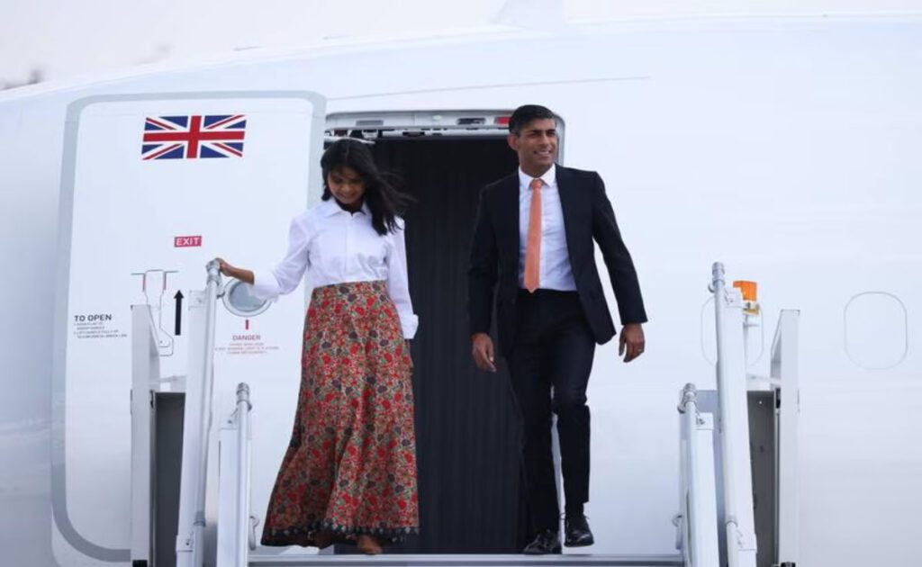 G20 Summit: British Prime Minister Rishi Sunak and his wife reach India