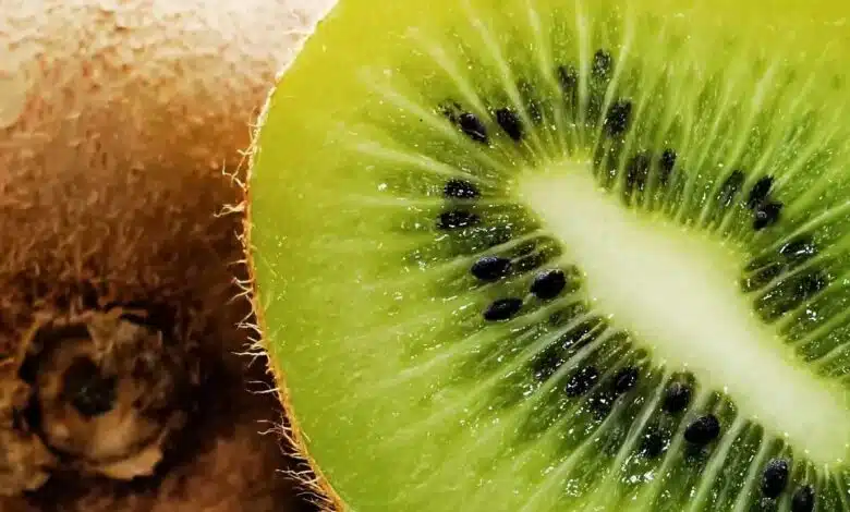 Easy Ways to Keep Kiwi Fresh