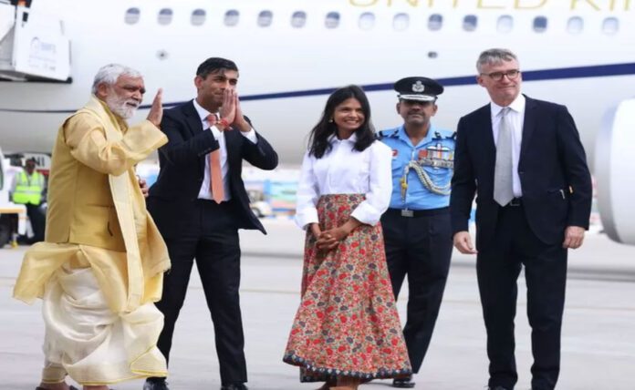 G20 Summit: British Prime Minister Rishi Sunak and his wife reach India