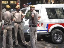 Delhi Police action against NewsClick journalists, raid on charges of Chinese funding