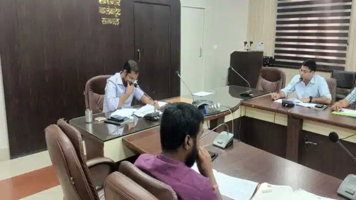 Road safety committee meeting organized in Sambhal UP