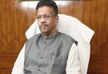 CBI raids the residence of TMC minister Firhad Hakim in Bengal.