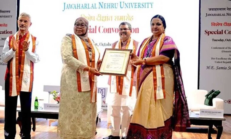 Tanzanian President awarded honorary doctorate by JNU