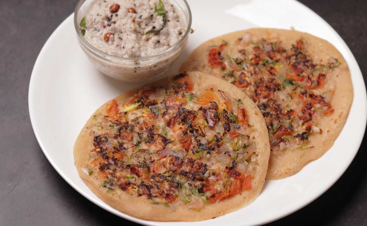 Include these 5 delicious and healthy Uttapam recipes in your weight loss diet.