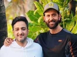 Hrithik Roshan shares new picture with Siddharth Anand from the sets of Fighter