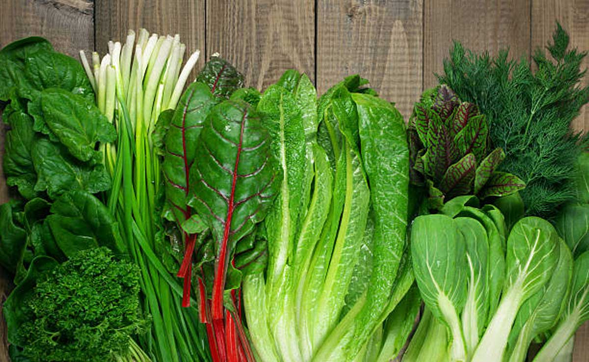 Boost Your Digestive Health With These 6 Nutrient-Rich Foods