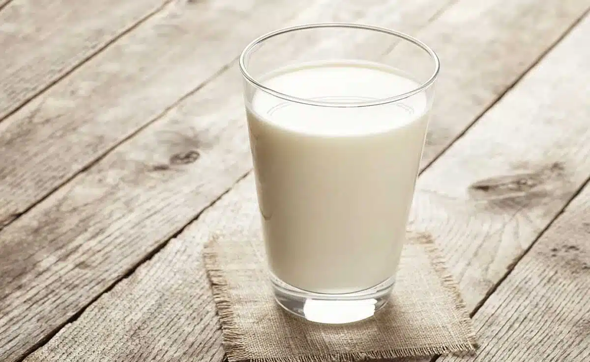 milk Karva Chauth 2023: Include these 7 nutritious things in your sargi thali during the fast.